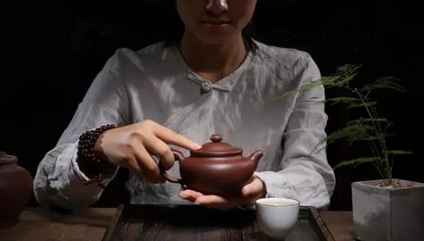 孩子喝茶有讲究：避开这些茶饮更健康